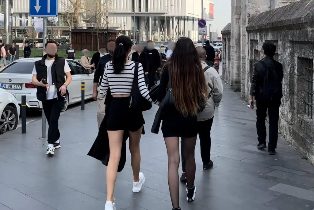 Two gorgeous Turkish women walking on Istiklal Street in Istanbul, Turkey, a good spot to meet and approach women for daygame.